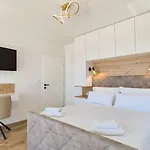 Apartment Lux Maris Razanj