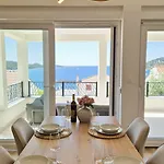 Lux Maris Apartment