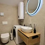 Lux Maris Apartment *