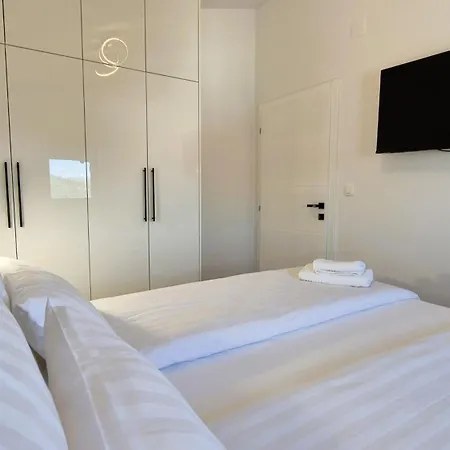 Lux Maris דירה *